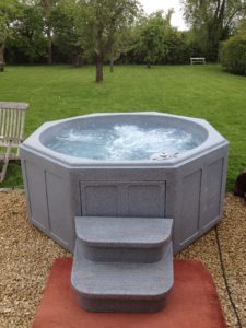 Glossop Hot Tub Hire