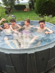 Killamarsh Hot Tub Hire